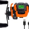 Carrete de pesca digital con relación de transmisión 7.2:1, contador de líneas, posicionamiento de profundidad y alarma de mordida